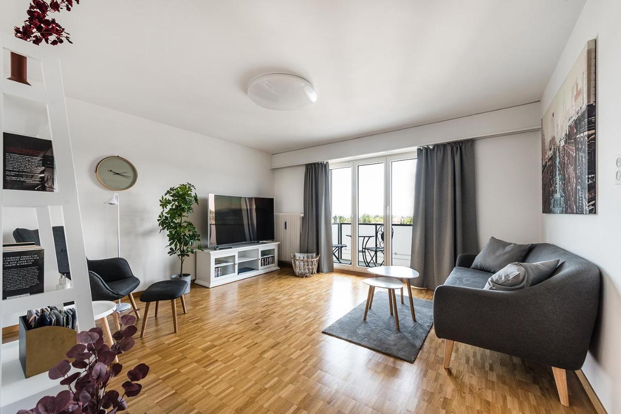 Soho 8 !Lake-Mountain View & Free Parking! Кройцлинген Екстериор снимка