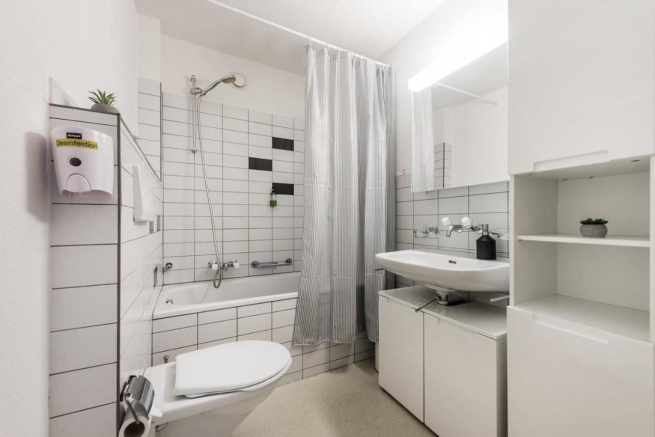 Soho 8 !Lake-Mountain View & Free Parking! Кройцлинген Екстериор снимка
